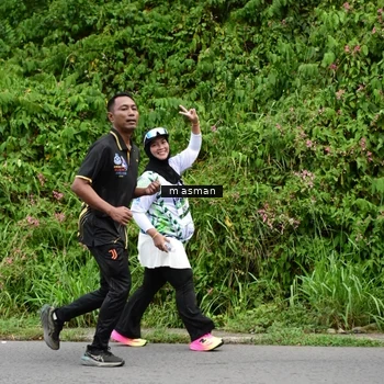 Runner Photo 8112219