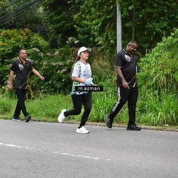 Runner Photo 8112242