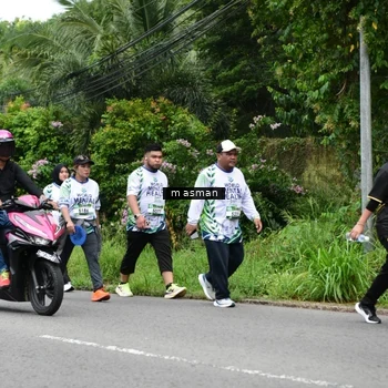 Runner Photo 8112249