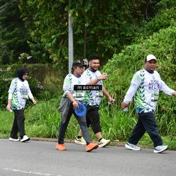Runner Photo 8112260