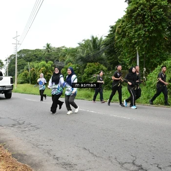Runner Photo 8112289