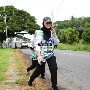 Runner Photo 8112300