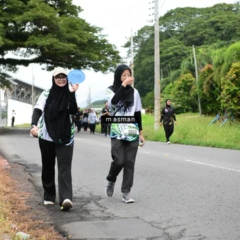 Runner Photo 8112339