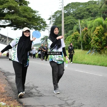 Runner Photo 8112376