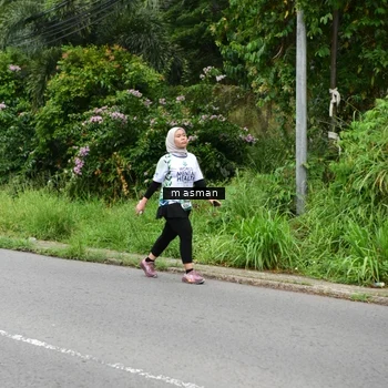 Runner Photo 8112516