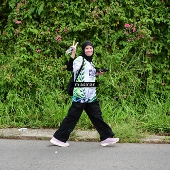 Runner Photo 8112541