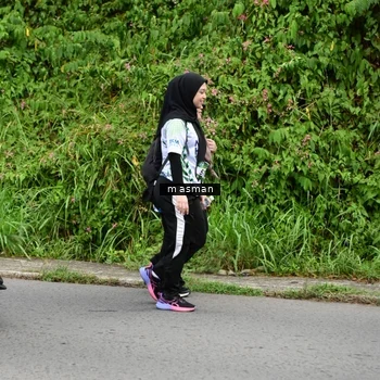 Runner Photo 8112546