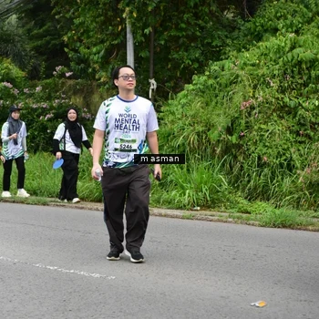 Runner Photo 8112553