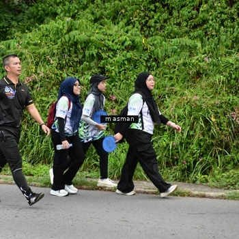 Runner Photo 8112563