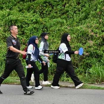 Runner Photo 8112571