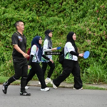 Runner Photo 8112573