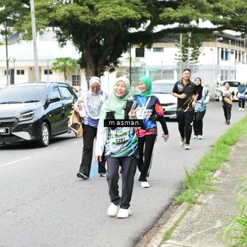 Runner Photo 8112594