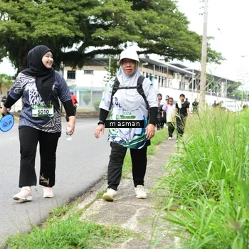 Runner Photo 8112673