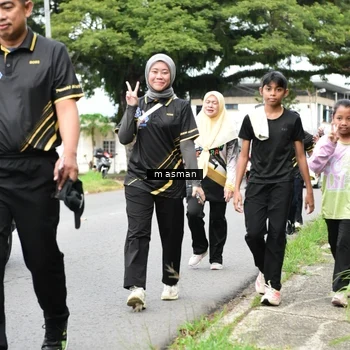 Runner Photo 8112704