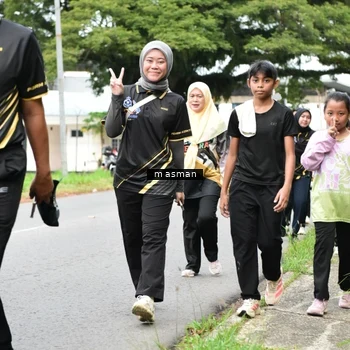 Runner Photo 8112716