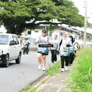 Runner Photo 8112894