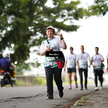Runner Photo 8113036