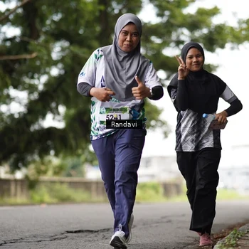 Runner Photo 8113042