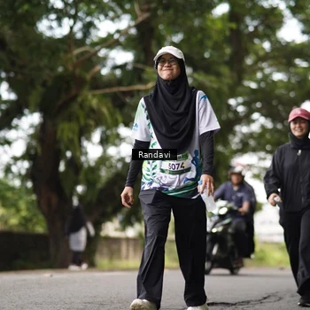 Runner Photo 8113087