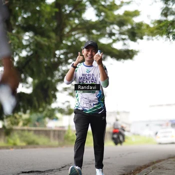 Runner Photo 8113286