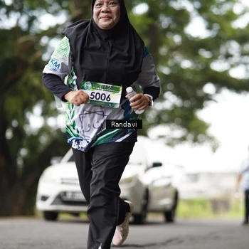 Runner Photo 8113344