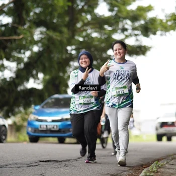 Runner Photo 8113345