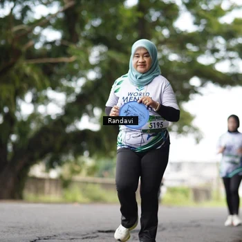 Runner Photo 8113738