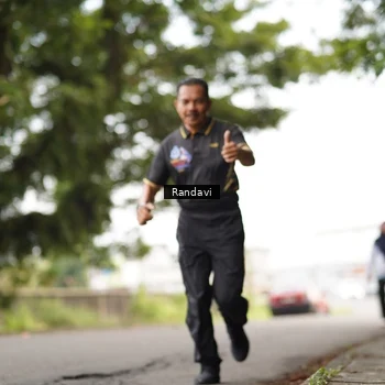 Runner Photo 8113839