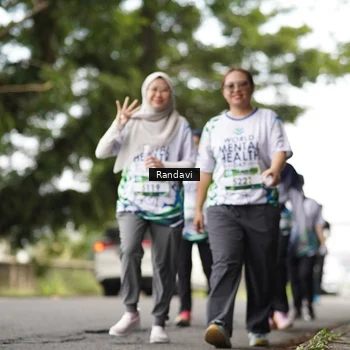 Runner Photo 8113924