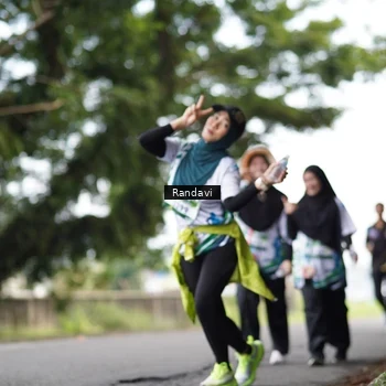 Runner Photo 8113998