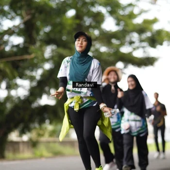 Runner Photo 8114007