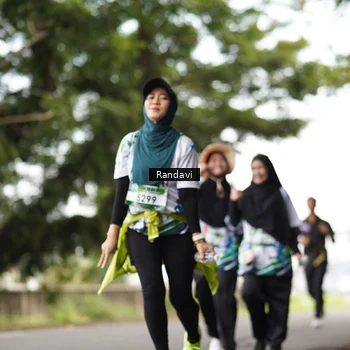 Runner Photo 8114009