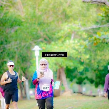 Runner Photo 8114651
