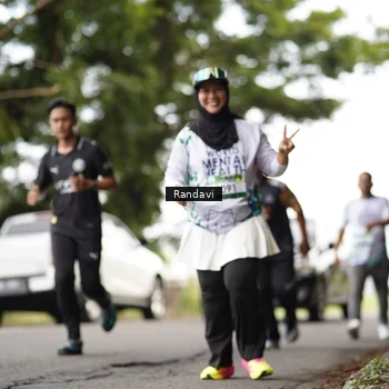 Runner Photo 8114679