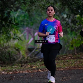 Runner Photo 8115200