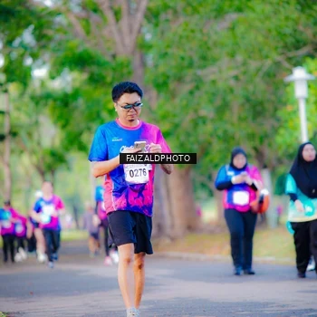 Runner Photo 8115302