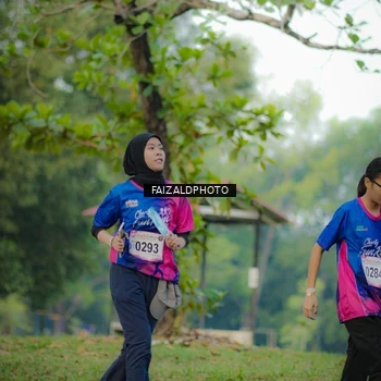 Runner Photo 8115844