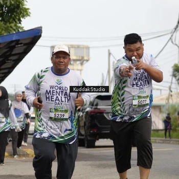 Runner Photo 8115868