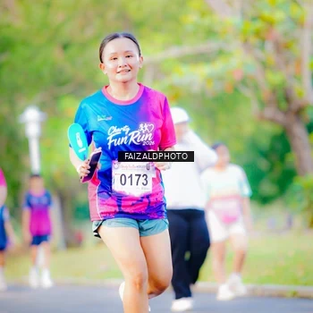 Runner Photo 8115945