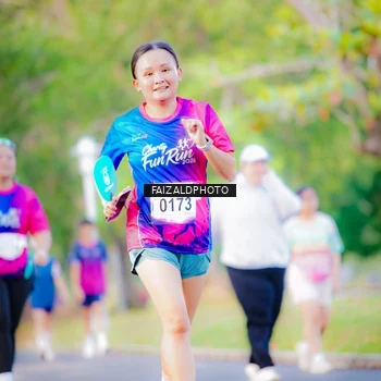 Runner Photo 8115946