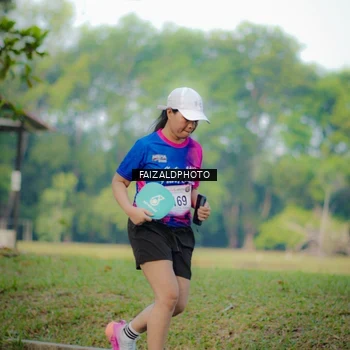 Runner Photo 8115973