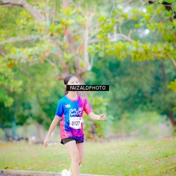 Runner Photo 8115991