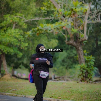 Runner Photo 8116000