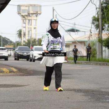 Runner Photo 8116001