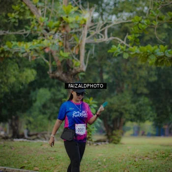Runner Photo 8116009