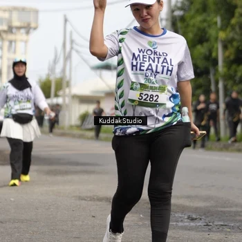 Runner Photo 8116013