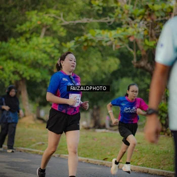 Runner Photo 8116087