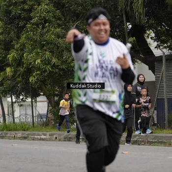 Runner Photo 8116088