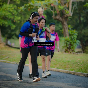 Runner Photo 8116235