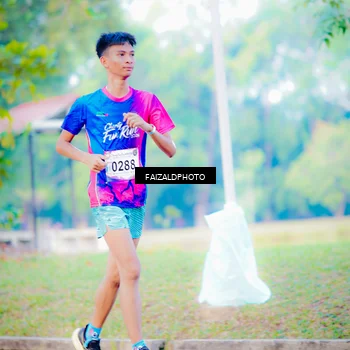 Runner Photo 8116373